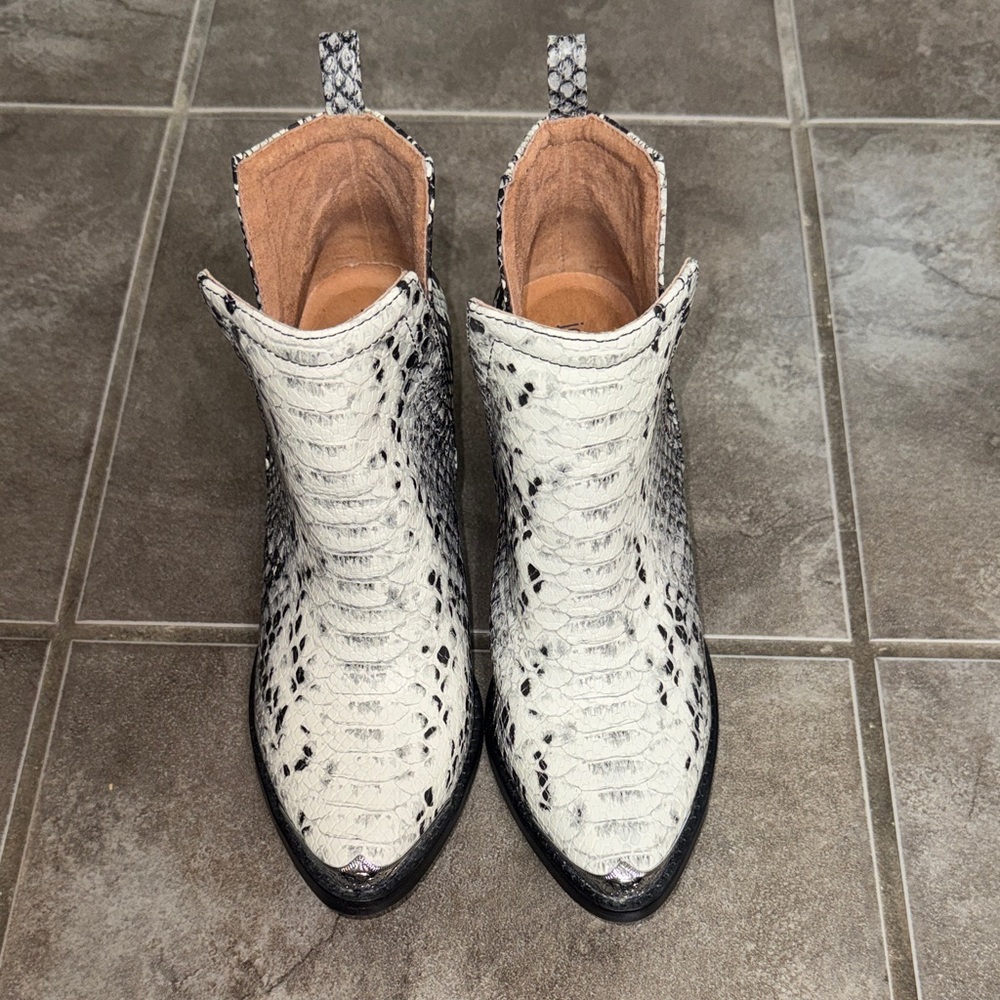 Jeffrey Campbell Black and White Textured Ankle Boots